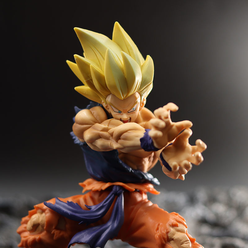Dragon Ball Z - Generic Son Goku Super Saiyan Figure