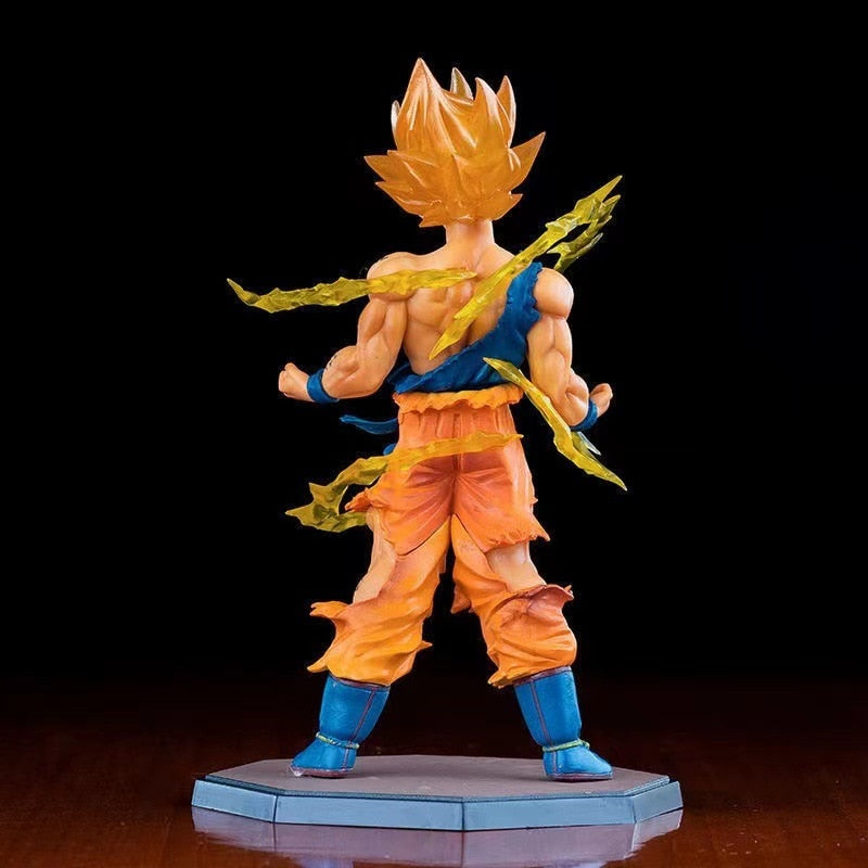 Dragon Ball - Son Goku Super Saiyan Figure