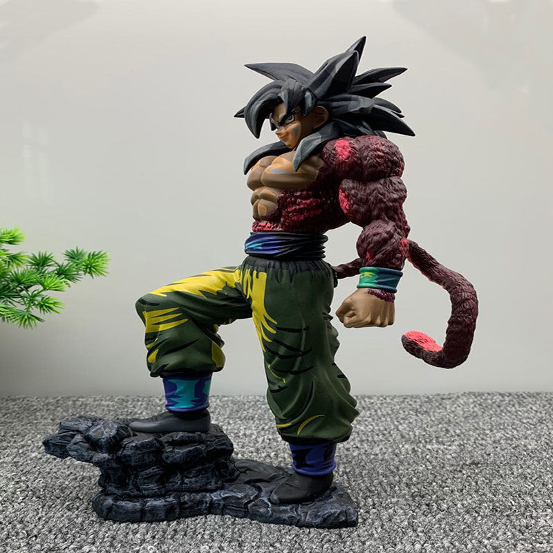 Dragon Ball GT - Generic Son Goku Super Saiyan 4 Figure