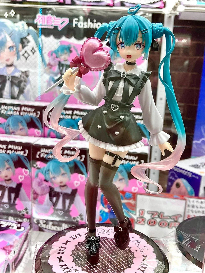 Hatsune Miku Figurine Fashion Subculture 18cm