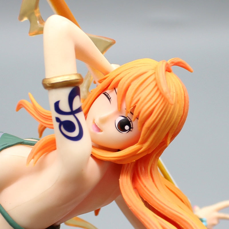 One Piece Figurine Nami Zeus Statue