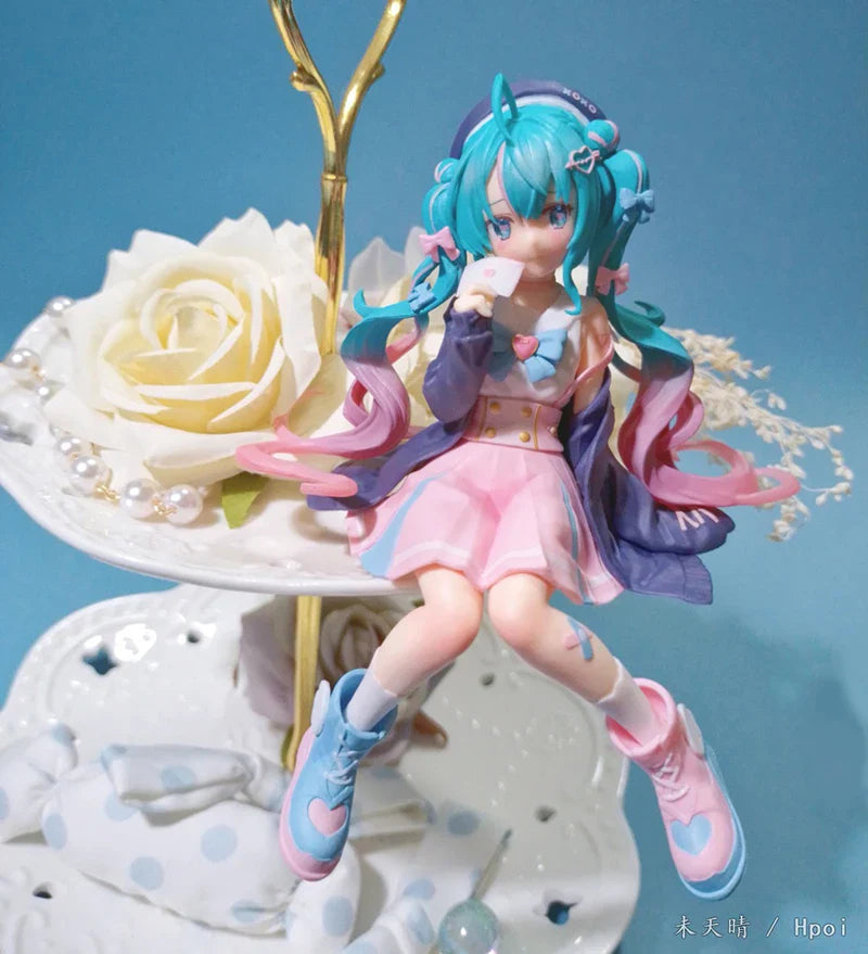 Hatsune Miku Figurine Idol 14cm