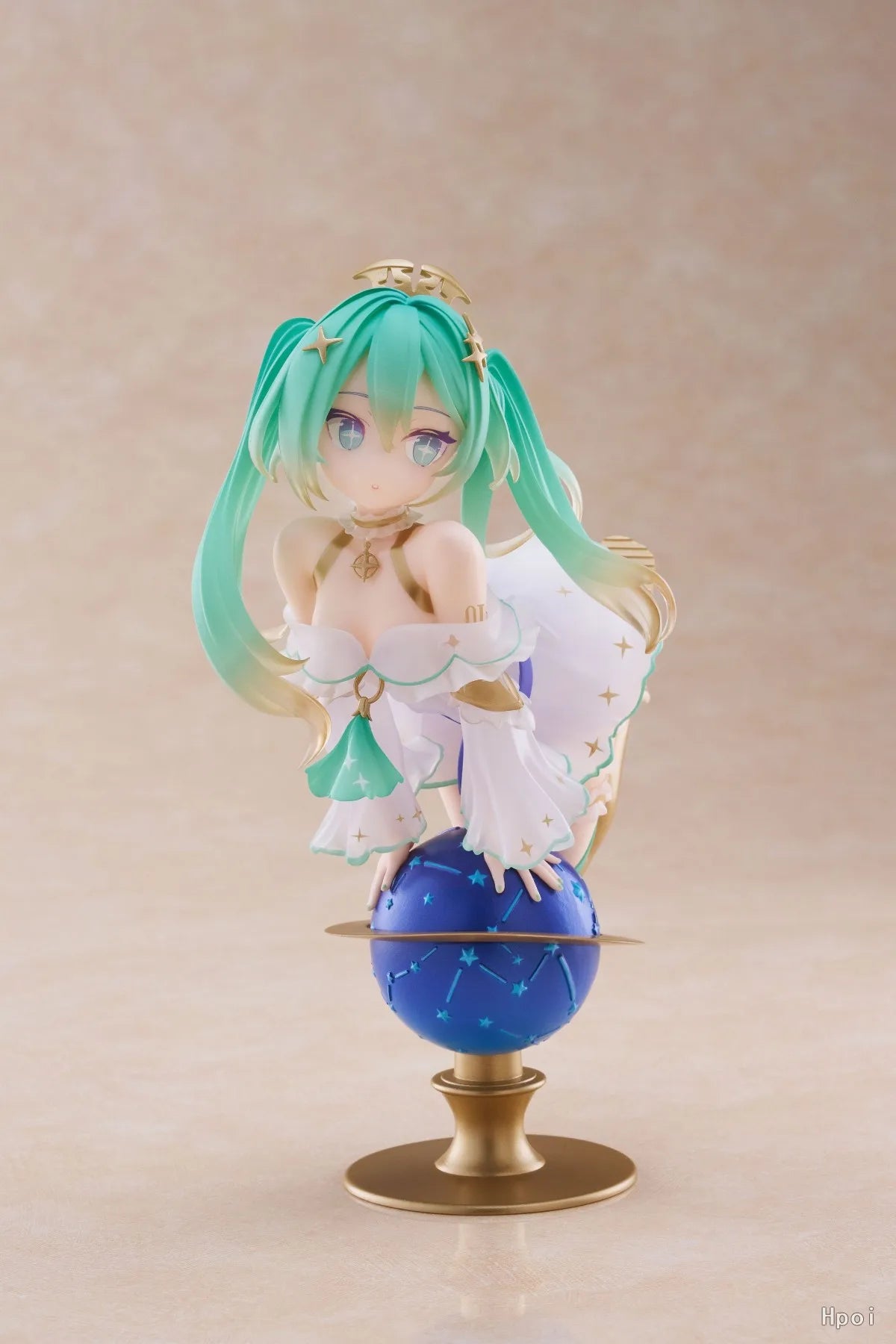 Hatsune Miku Figurine Glittering Star 16 cm