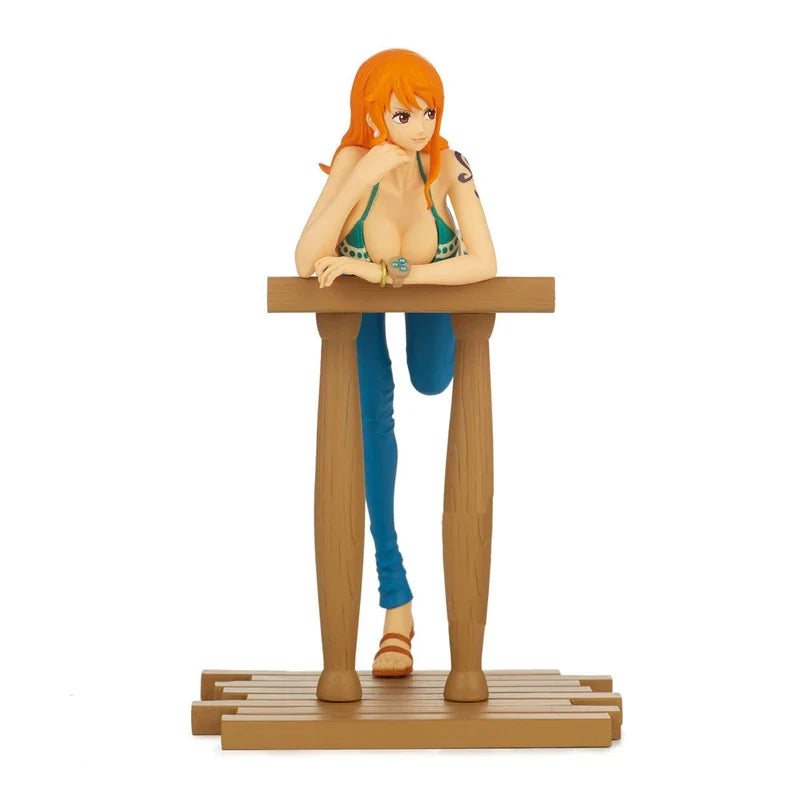 One Piece Figurine Nami 17cm