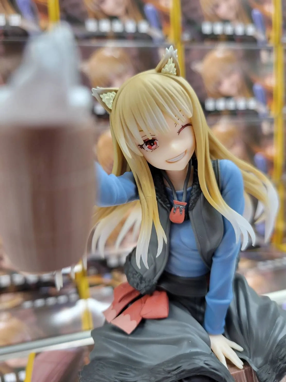 Ookami to Koushinryou Figurine Holo 17 cm