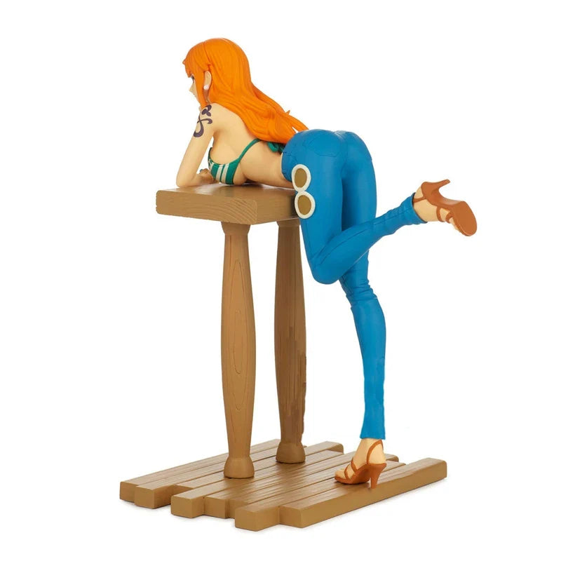 One Piece Figurine Nami 17cm