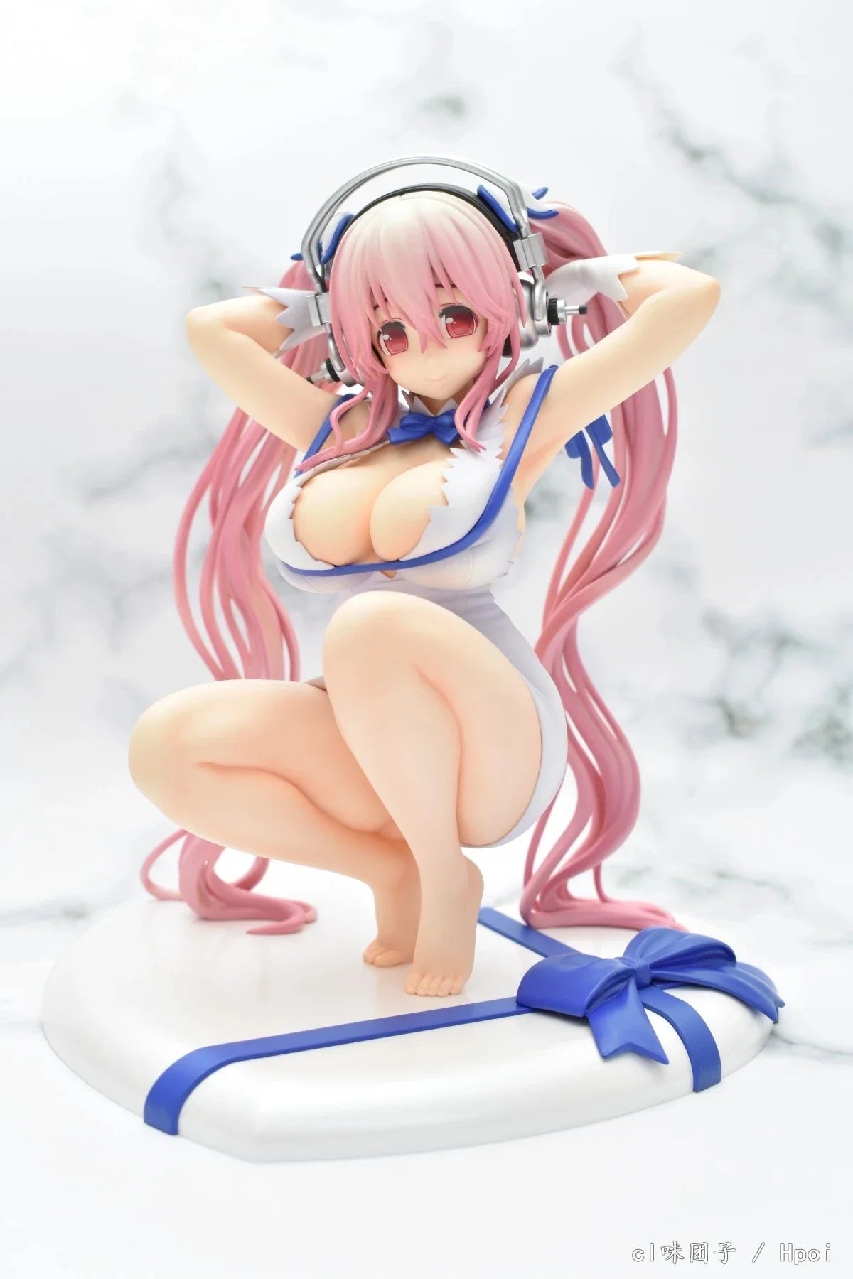 Super Sonico Figurine Motherland Version 17cm