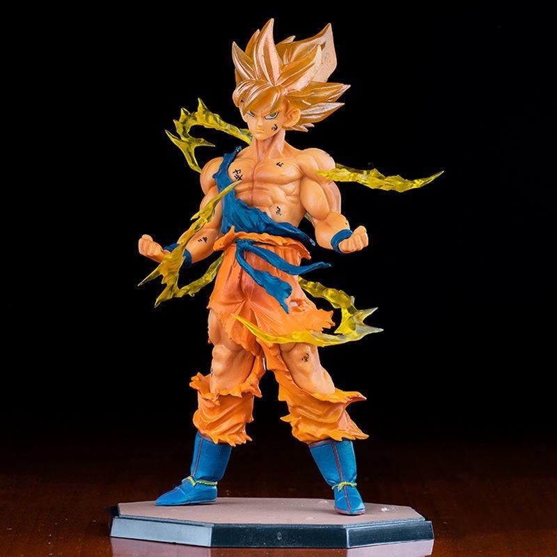 Dragon Ball - Son Goku Super Saiyan Figure