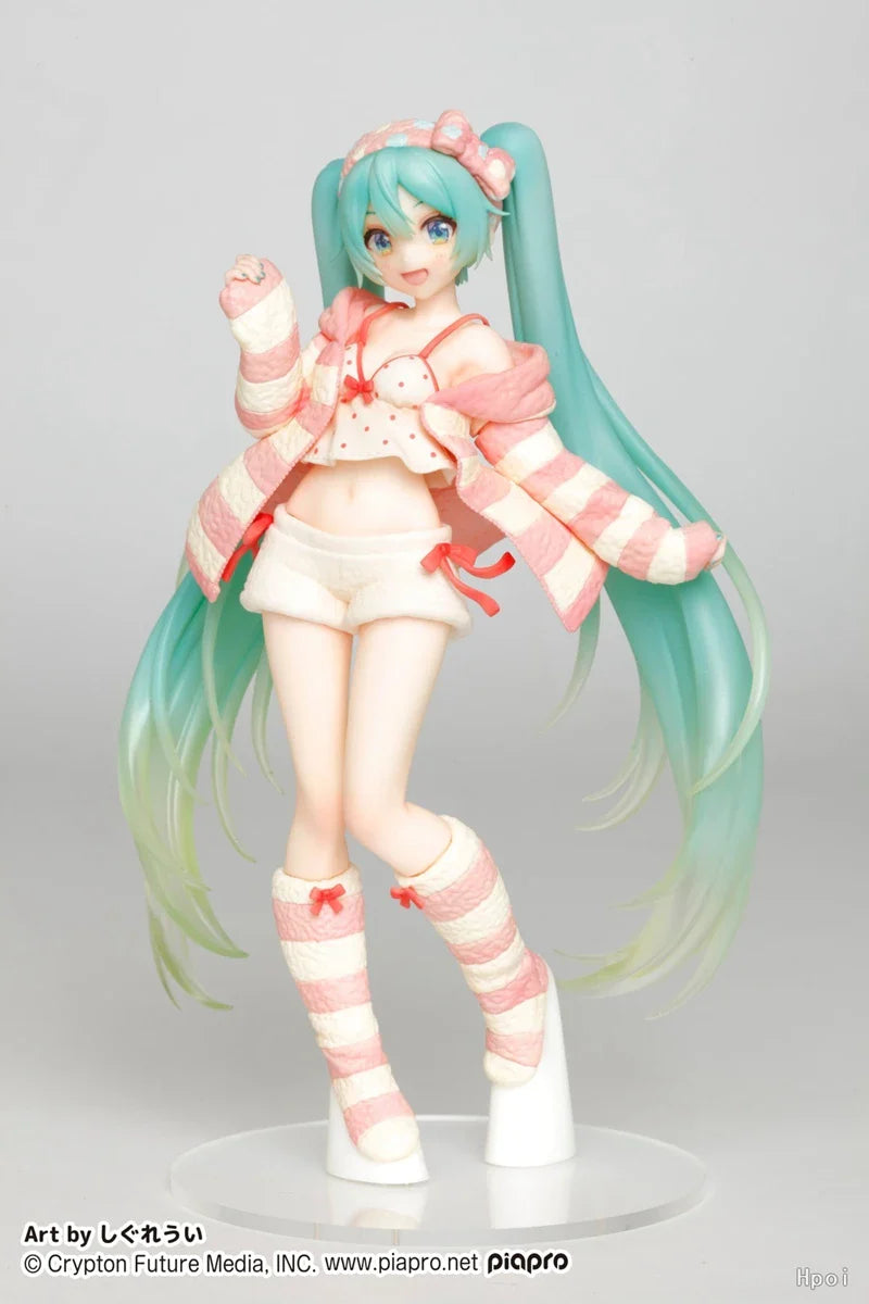 Hatsune Miku Figurine Tenue Maison 20cm