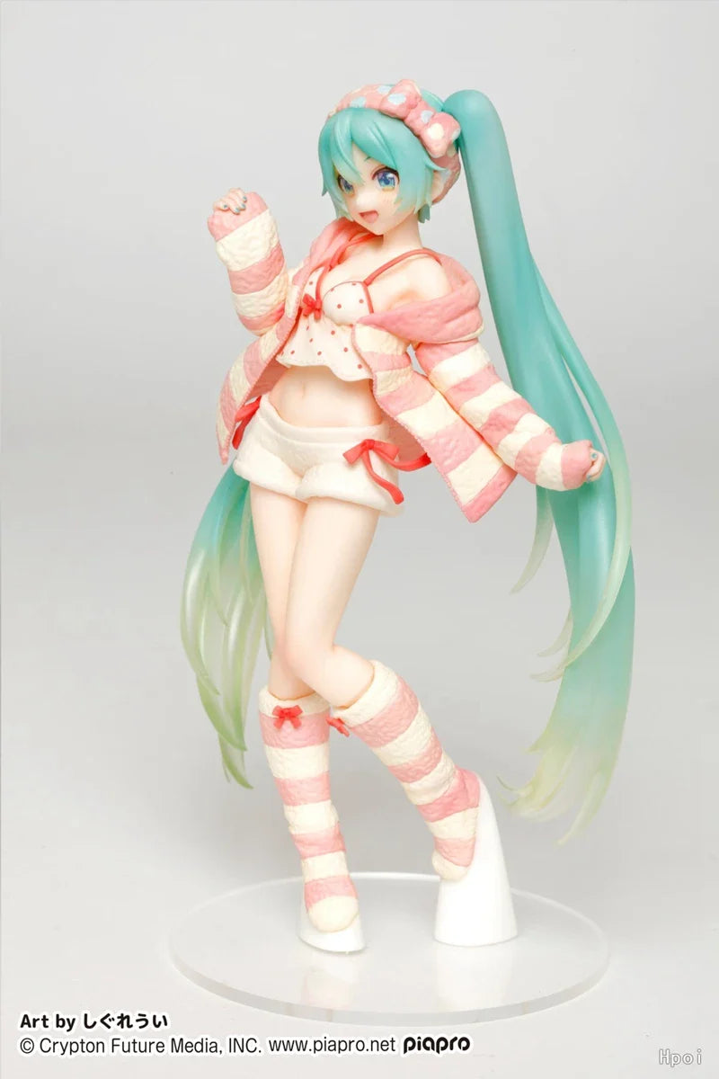 Hatsune Miku Figurine Tenue Maison 20cm
